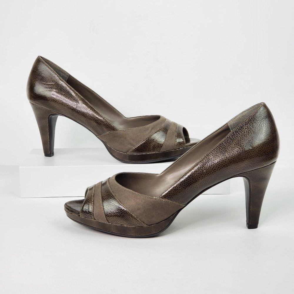 East 5th Taupe Open Toe Joan Peep Toe Pumps Heels Size 9M